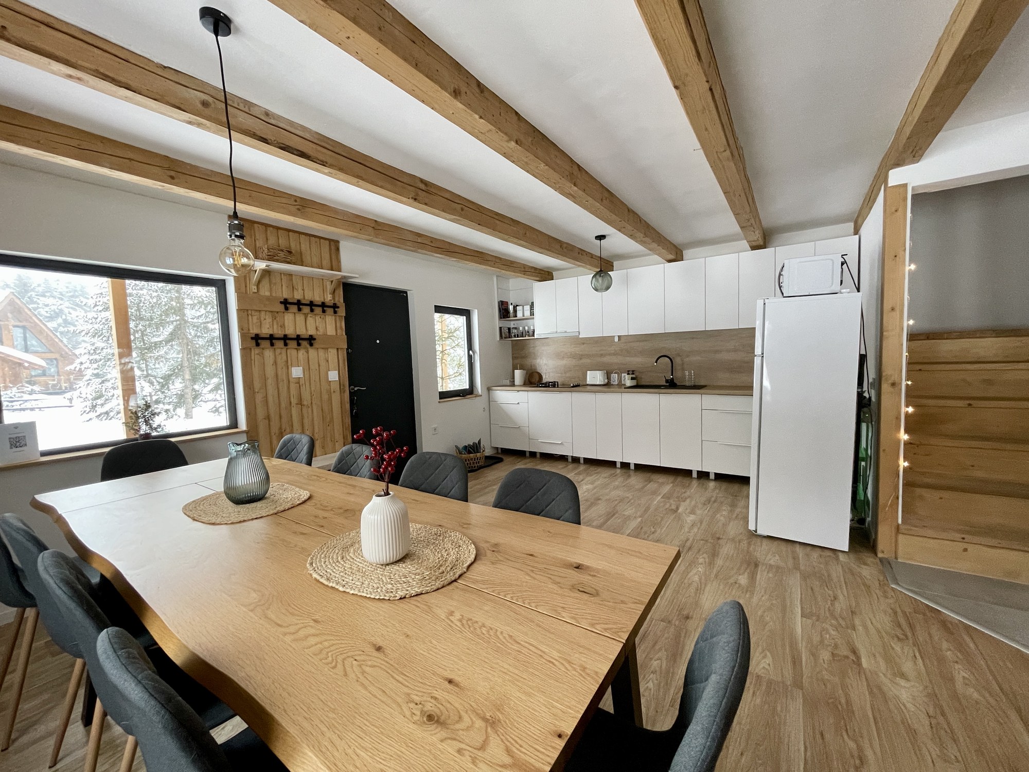 Kitchen and dining area